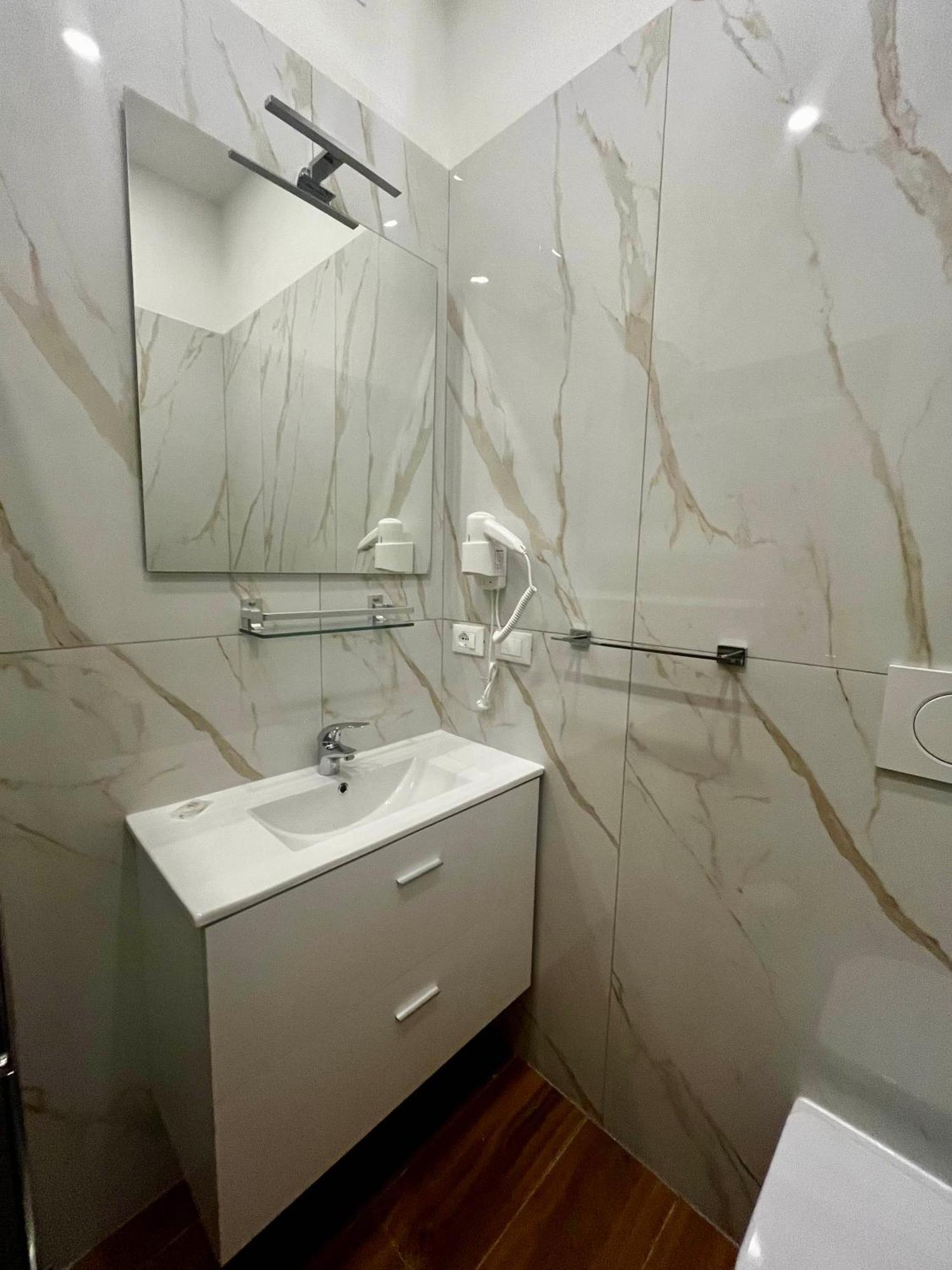 Pantheon 15 Hotel Rome Bagian luar foto